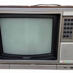 Vintage Sony Trinitron Color 15" GAMING CRT TV KV-1546