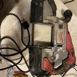 Milwaukee variable speed porta band saw works great $120 firm in n Lakeland 