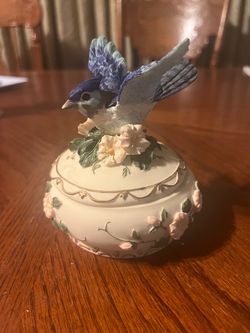 Bird Music Box