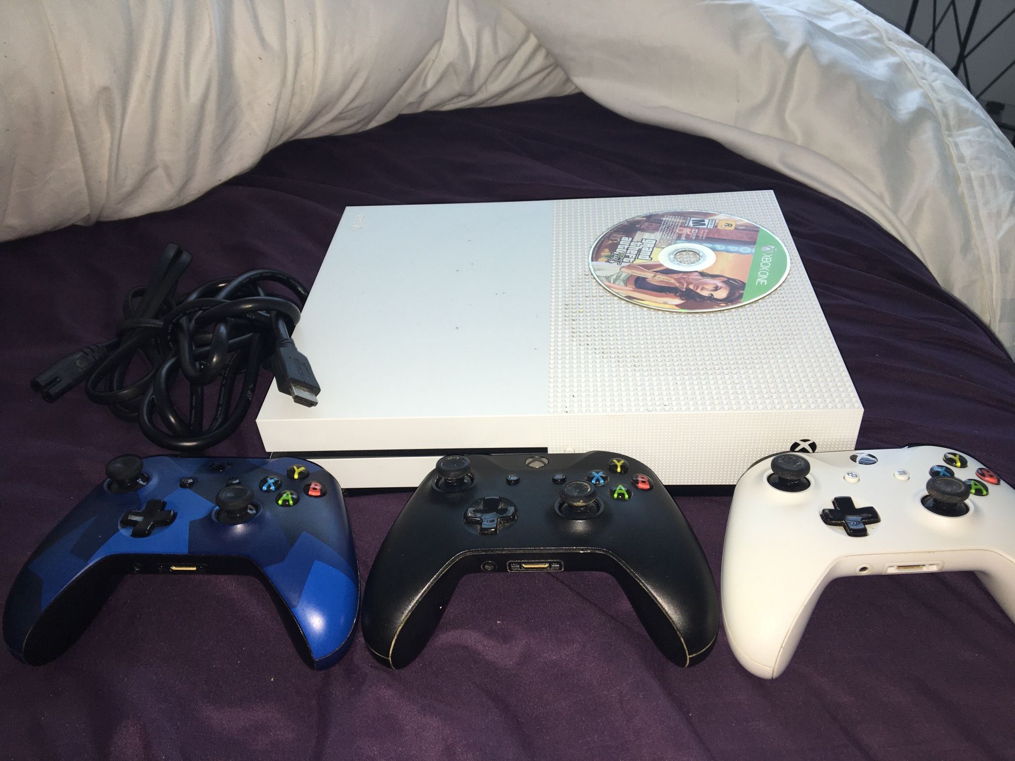 Microsoft Xbox One S 500GB with 3 Controllers