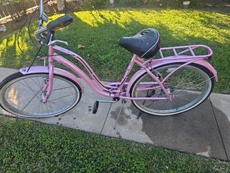 Schwinn Pink Bike Vintage  Needs Chain Fix Tires 300 