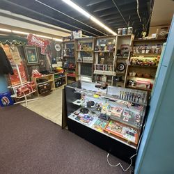 Antiques And geeks