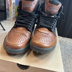 Trainer clean sweep Nikes 9.5 men’s