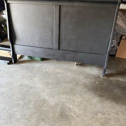 Black queen sized bed frame