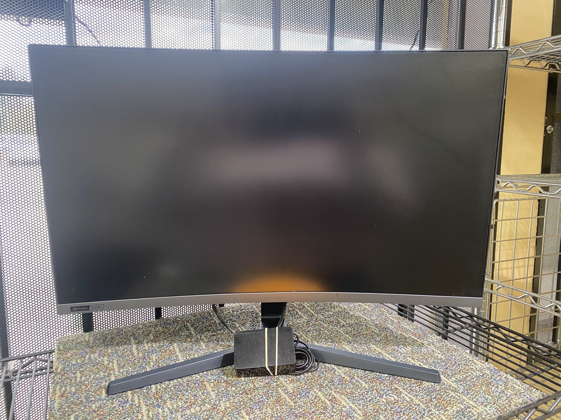 SAMSUNG 27” Gaming Monitor