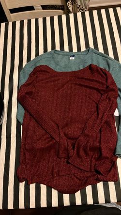 Two Crew Neck Sweaters Bundle of 2 New from old navy girls sz 10/12