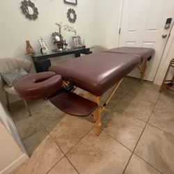Masage Table 