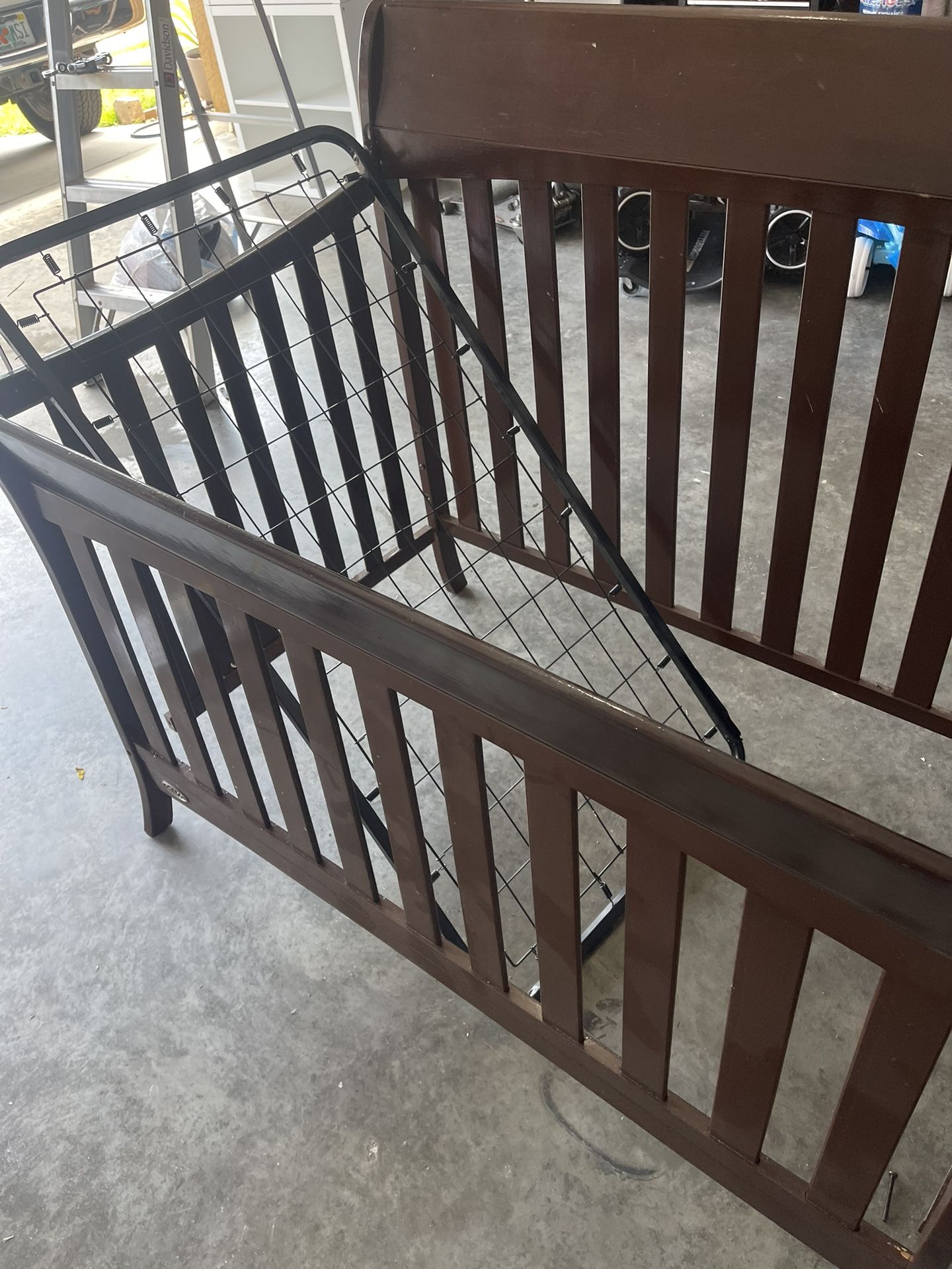 Graco Baby Crib 2 In 1