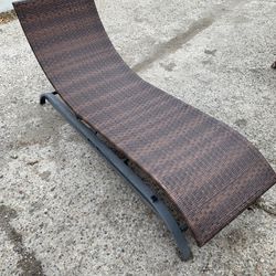 Wicker Lounger, Outdoor Furniture 