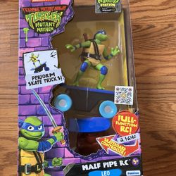 Teenage Mutant Ninja Turtles Half Pipe Remote Control RC Leonardo (Leo)
