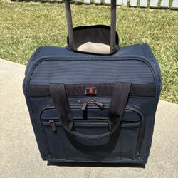 Victorinox Swiss Army Carry On Suitcase