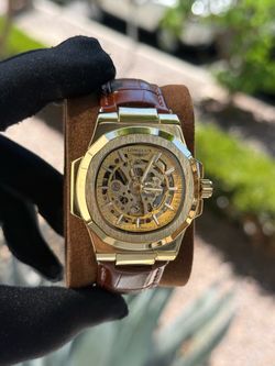 Reloj Nuevo Gold Leather Strap Edition Skeleton Watch New
