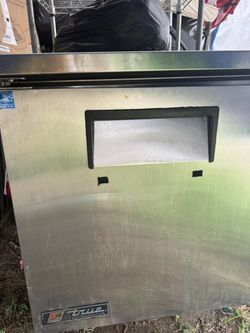 True, Deli Countertop (NSF) Approved Commercial