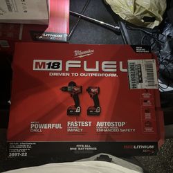 Milwaukee Tool Set