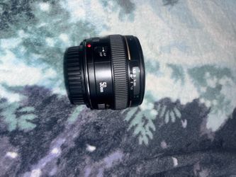 First come first serve Canon EOS RebelXSi with EFS 18 55mm IS Lens Dual Battery Charger Two Batterie