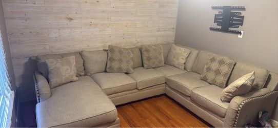 Sectional couch
