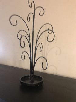 Jewelry holder