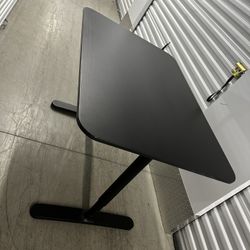 Office Table OFFERS WELCOME
