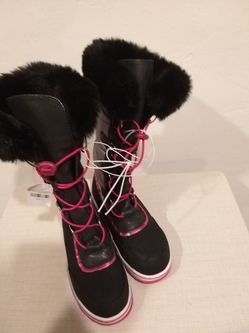 Snow boots for girl