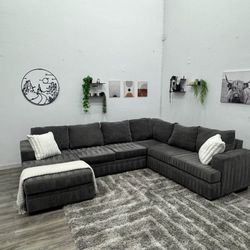 EXTRA SPACE BRAND NEW SECTIONAL SAME DAY DELIVERY 