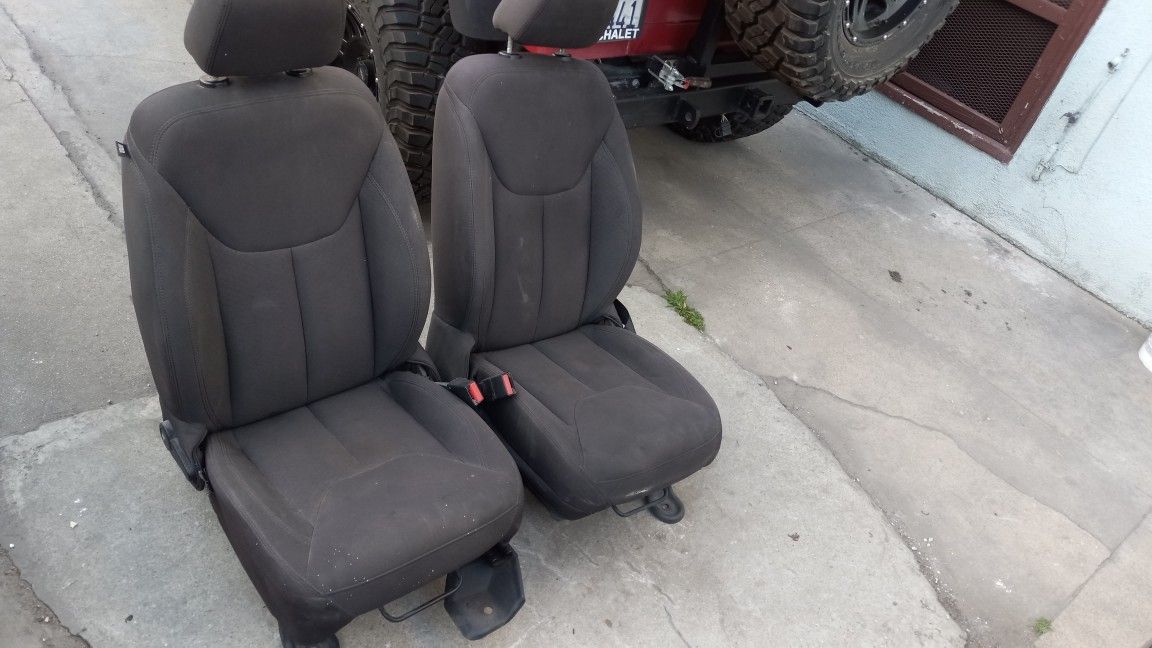 Factory Seats For Jeep JKU 4door Wrangler Unlimited 2007 >18