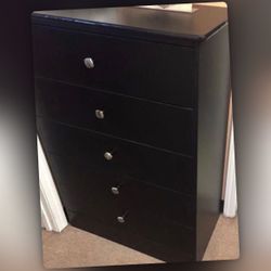 5 Drawer Dresser / Comoda 5 Cajones 