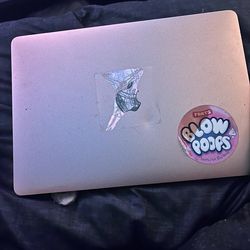 MacBook Air 2021 rose gold