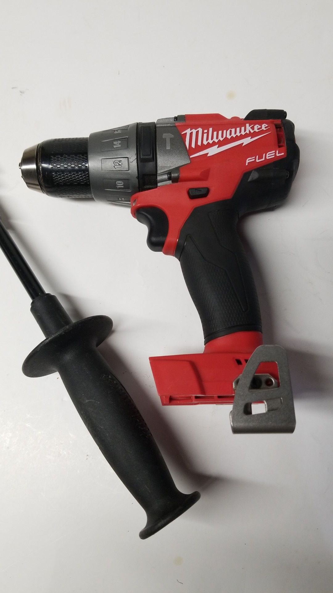Milwaukee fuel hammer drill driver