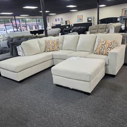 Cream Fabric Sectional Sofa 🚚WE DELIVER🚚