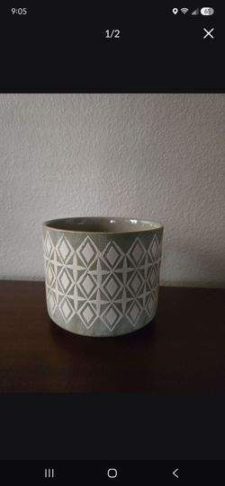 Pot ceramic glazed