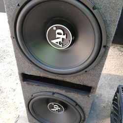 Audiopipe 15". Subs 
