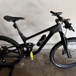 🚲 Incredible Deal! Selling my GIANT TRANCE X ADVANCED 29 (2) Mountain Bike 🚲 