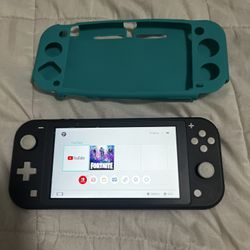 Nintendo Switch Lite Works Great 