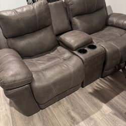 Electric Recliner  Almost New Used Maybe 3 Times 
