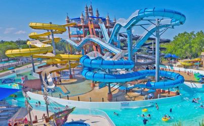 Schlitterbahn/fiesta Texas day passes