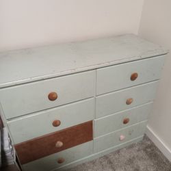 Free Dresser 
