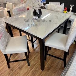 Gorgeous White 5-Pc Dining Table Set No Tax
