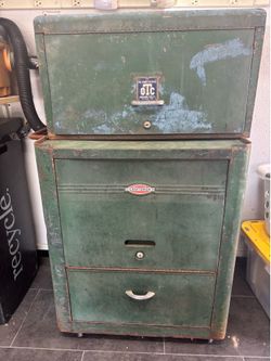 Vintage OTC 7 drawer toolbox