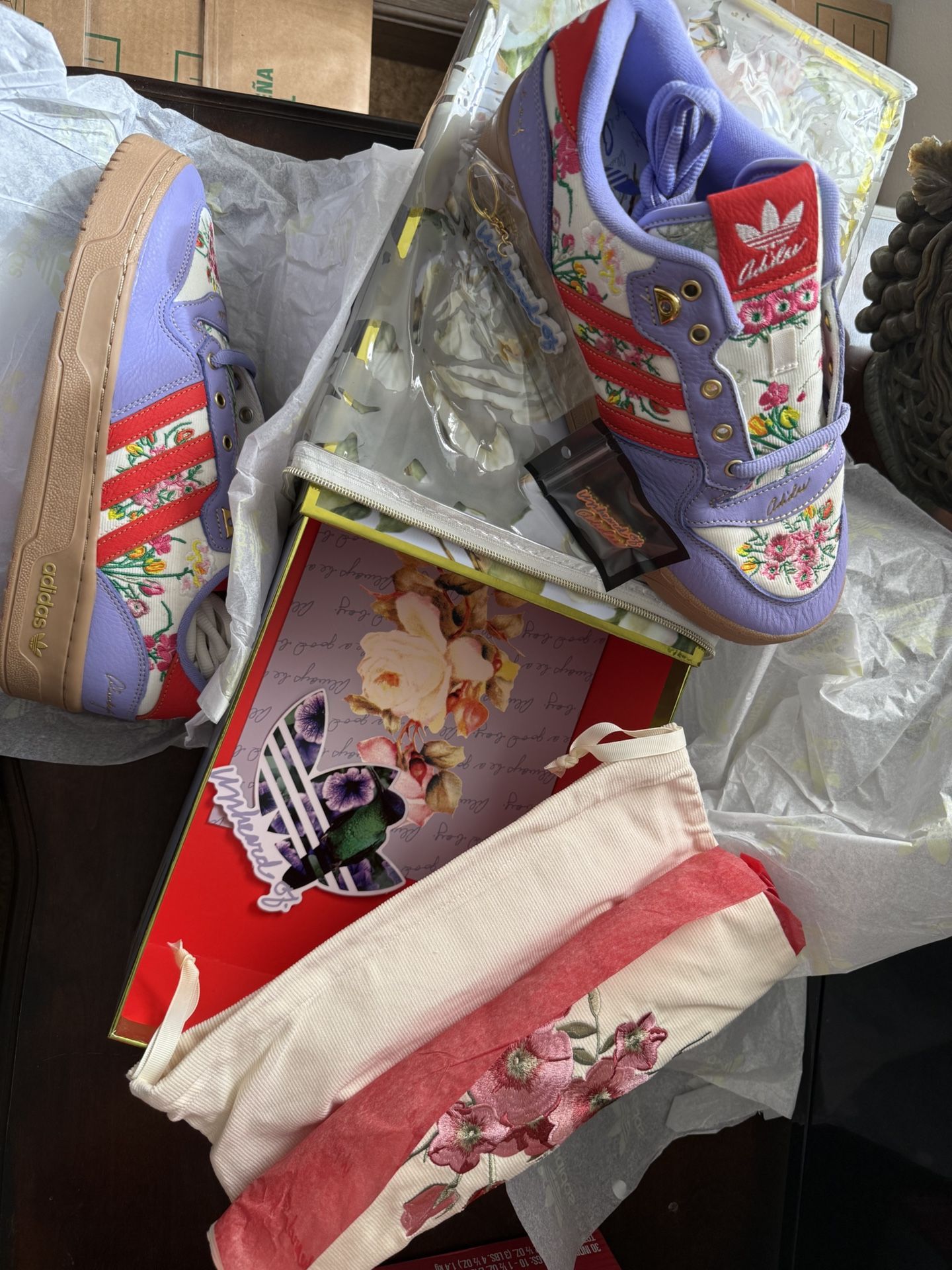 Adidas Unheardof Rivalry Low Grandmas Couch Mens Shoes