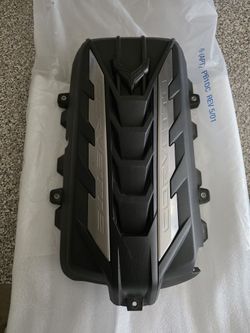 Corvette C8 OEM Intake Cover