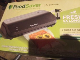 Food Saver vac and seal Brand New