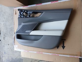 New 17-20 Jaguar XE Front Right Passenger Side Door Panel Trim