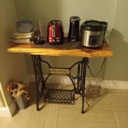 For  Sale  This  Beautiful Table New  
