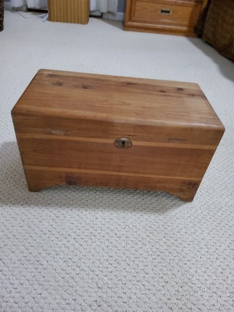 Really Old Wood Box But we Don't Have A Key . Size . 18"× 10"× 10" .