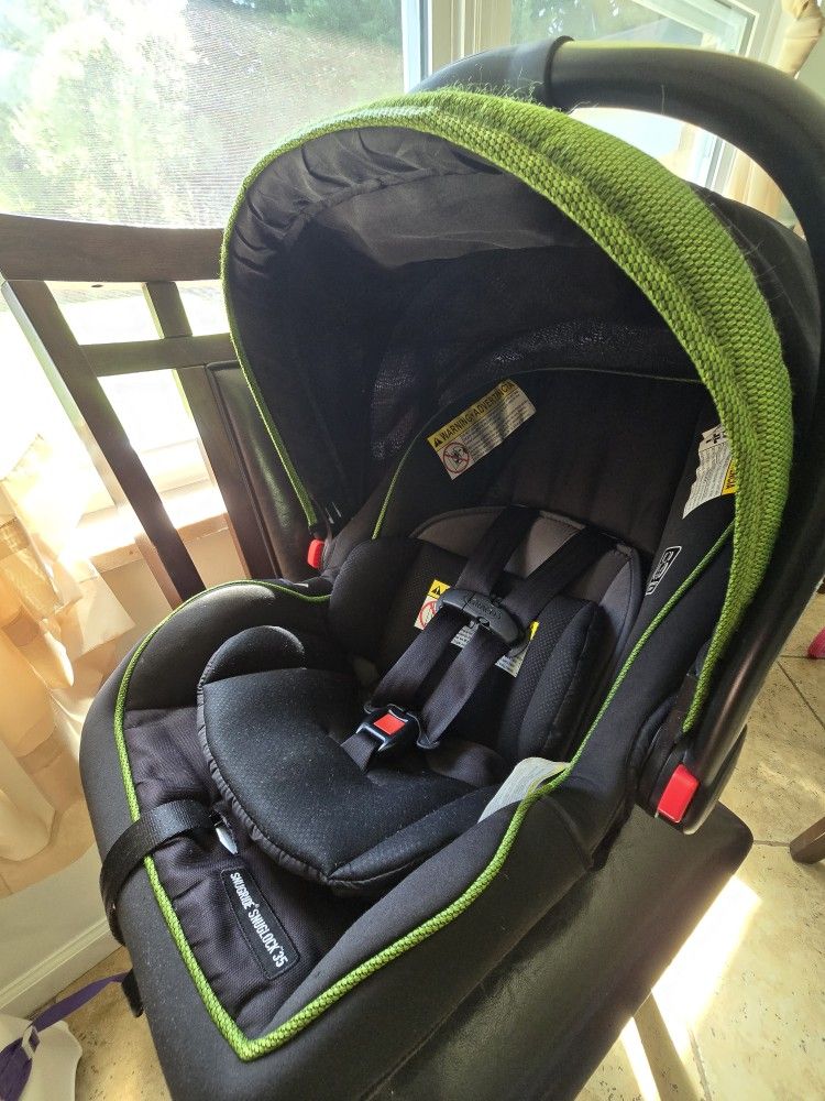 SnugRide

Graco Car Seat