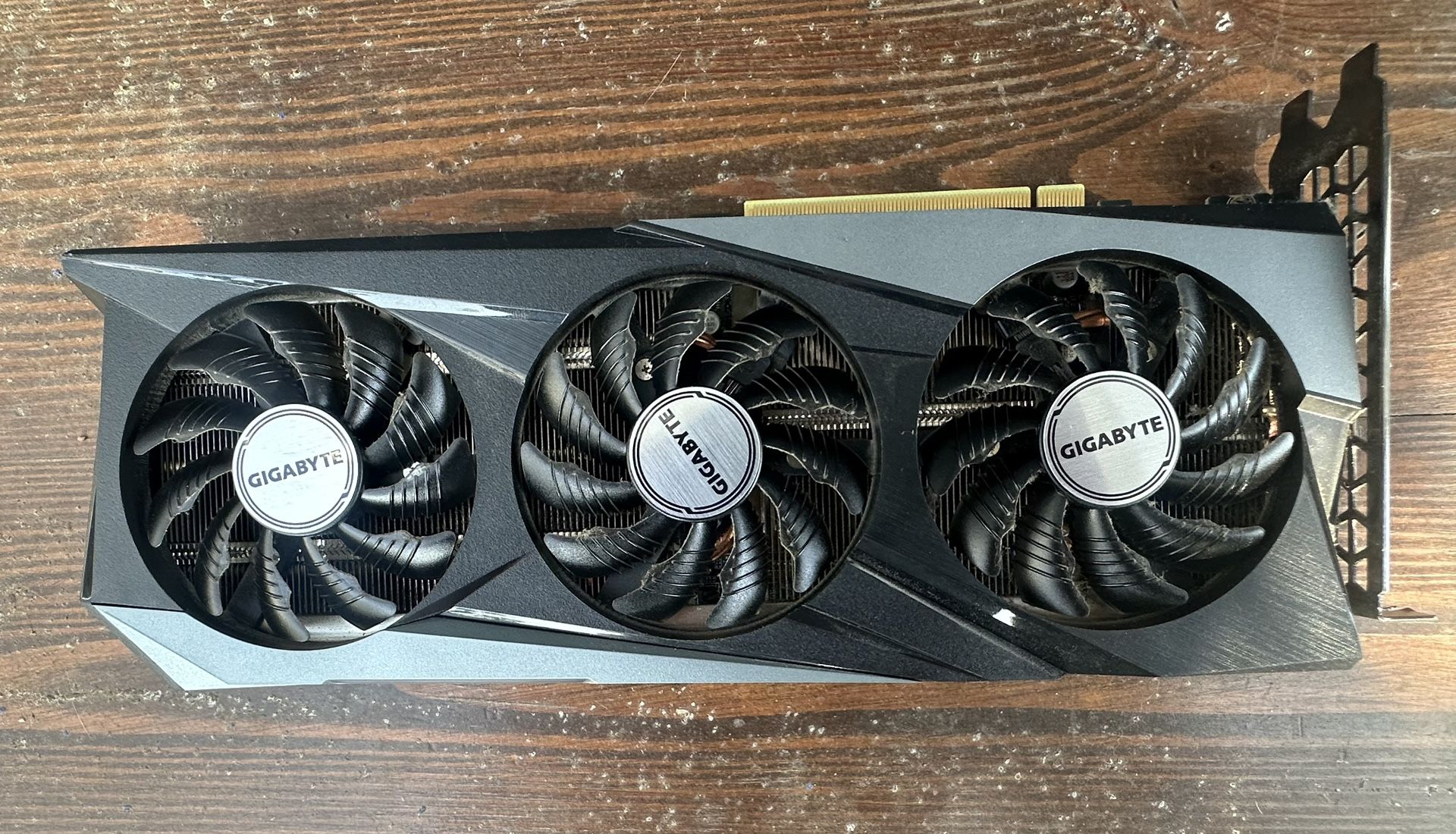 GIGABYTE GeForce RTX 3060 Ti Gaming OC 8G