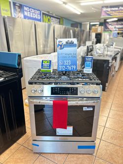 Frigidaire Gallery 5 Burner Gas Stove With Air Fry