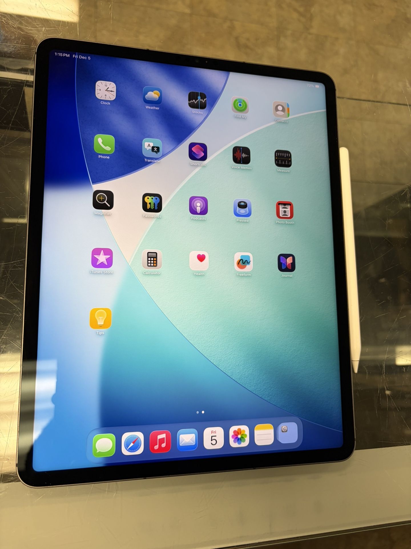 iPad Pro 12.9 inch 5th gen with Apple Pencil