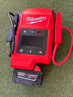 Milwaukee 3841-20 18V Li-Ion Cordless 2000 Peak Amp HOTSHOT Jump Starter