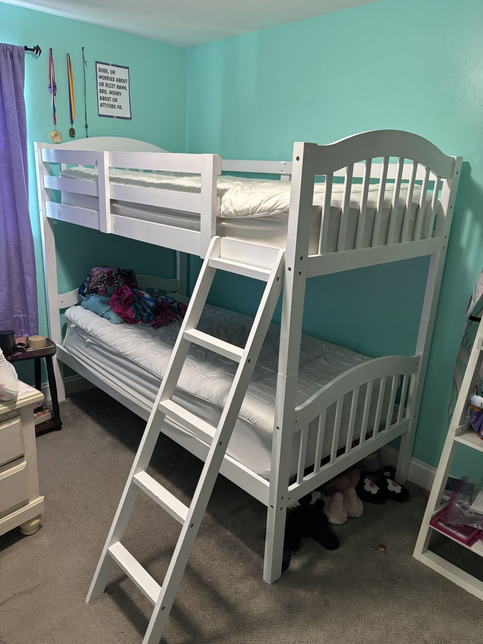 Nice Gently Used Dresser/ Mirror And Dresser
